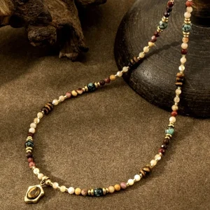 Handmade Multicolour Stone Short Pendant Necklace
